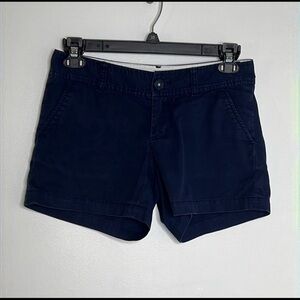 Lilly Pulitzer Women's navy blue Callahan Short, size 2